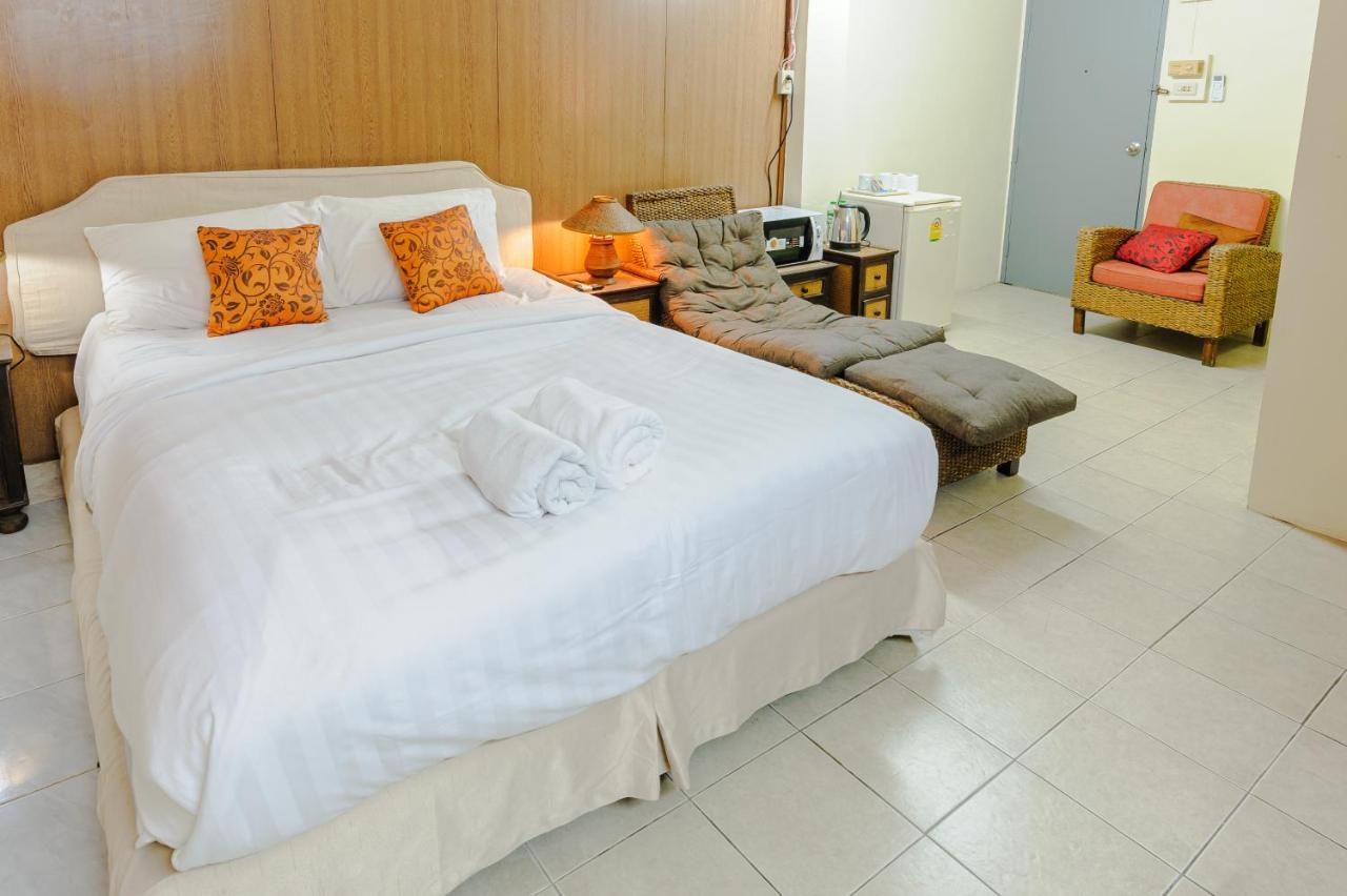 High5 Guesthouse Pattaya Dış mekan fotoğraf