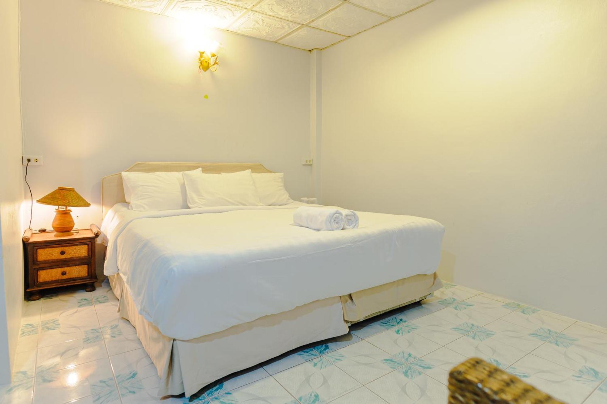 High5 Guesthouse Pattaya Dış mekan fotoğraf