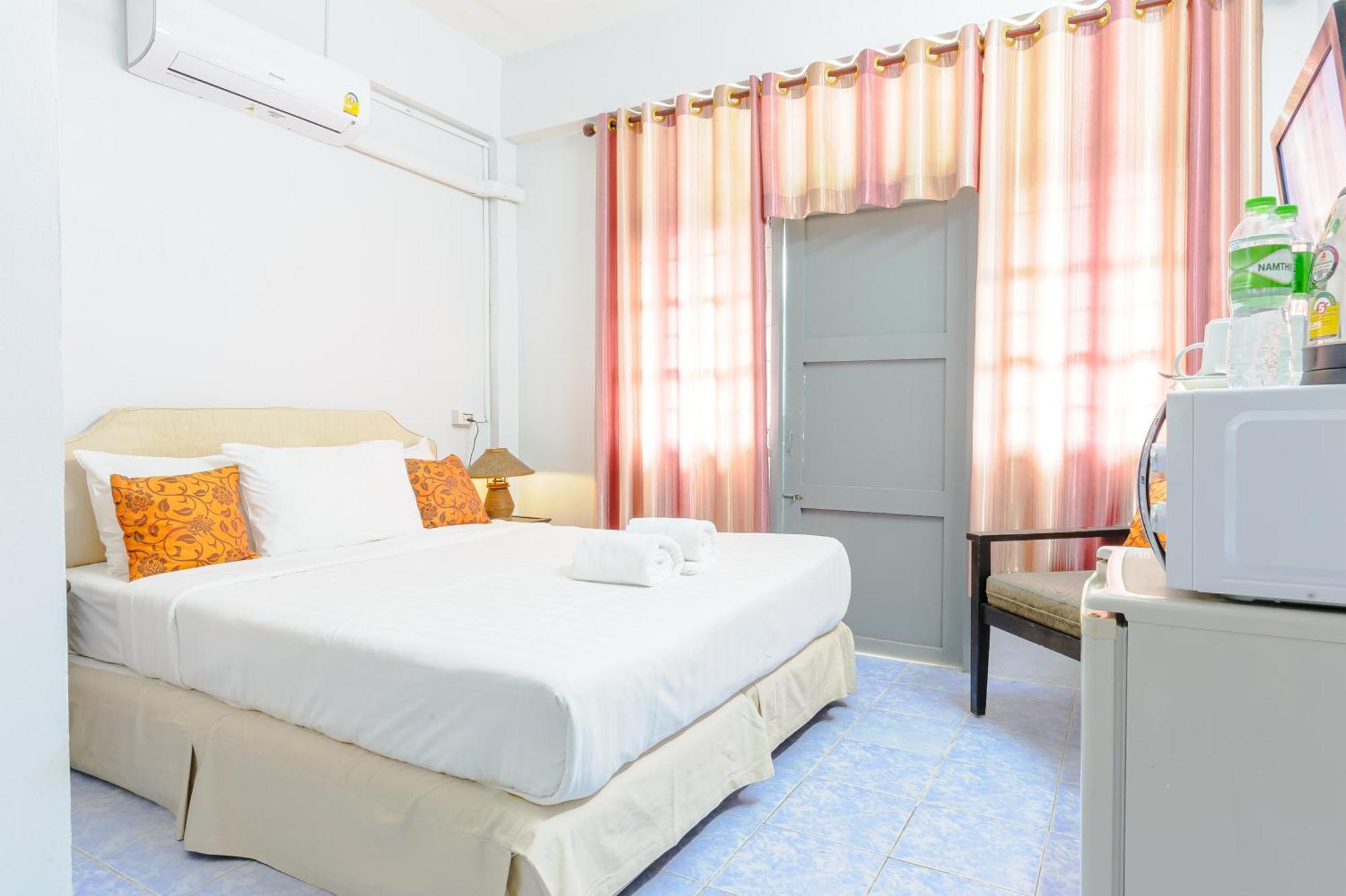 High5 Guesthouse Pattaya Dış mekan fotoğraf