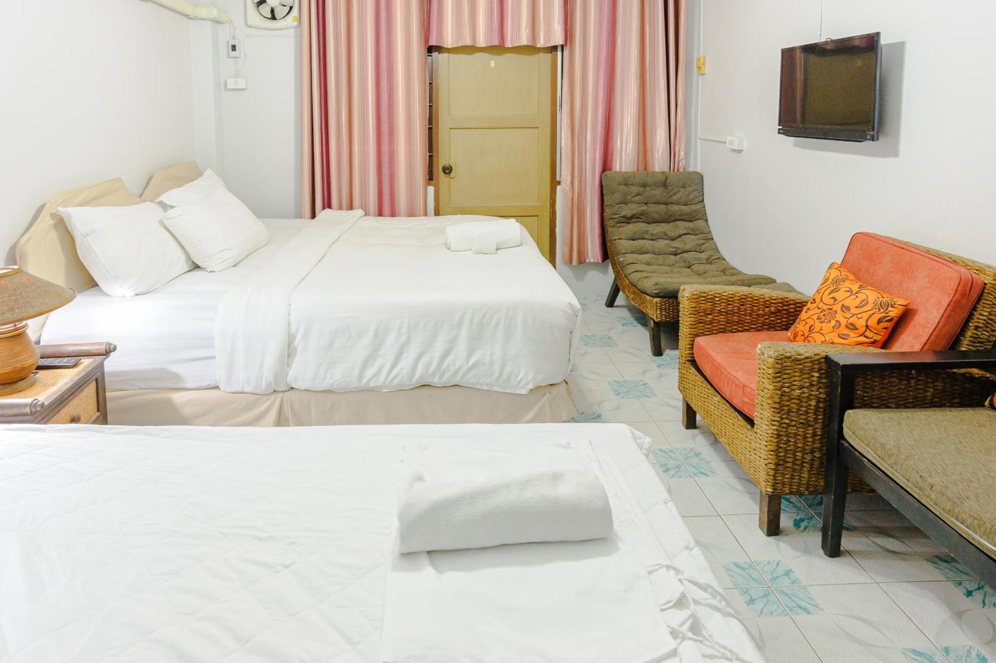High5 Guesthouse Pattaya Dış mekan fotoğraf
