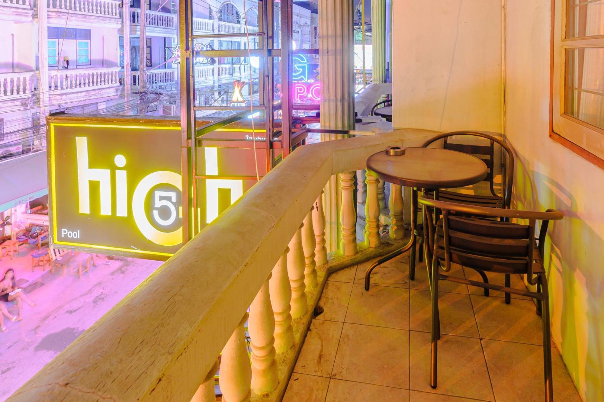High5 Guesthouse Pattaya Dış mekan fotoğraf