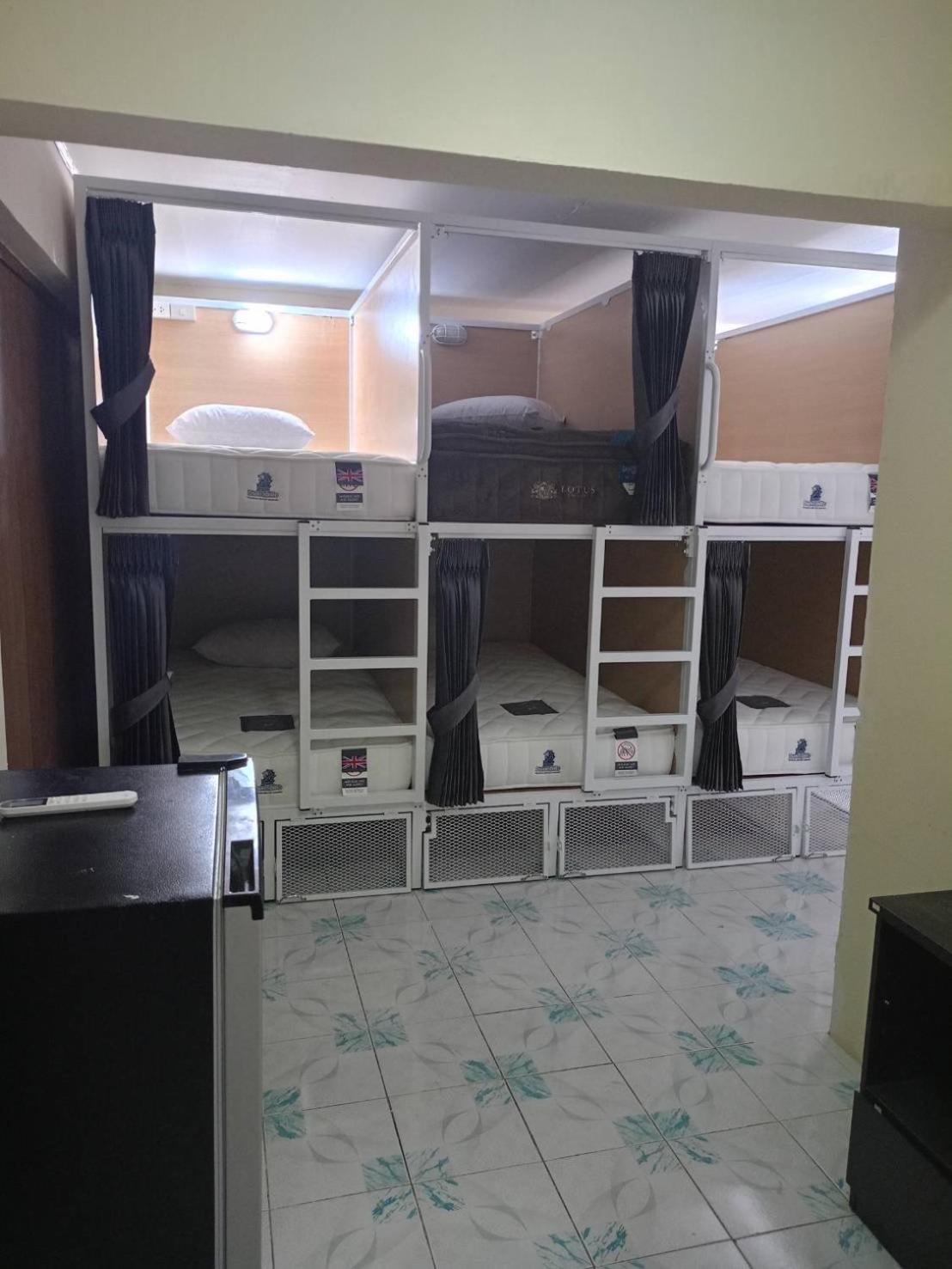 High5 Guesthouse Pattaya Dış mekan fotoğraf